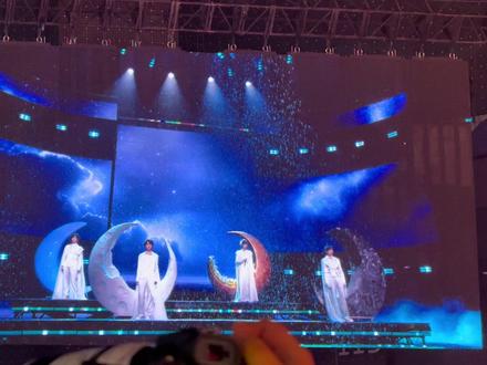 TF家族四代练习生借过一下舞台完整版大屏
存档#张函瑞 #王橹杰 #杨博文 #陈浚铭 #荣耀之战