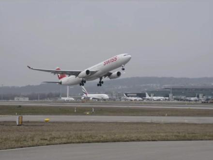 超1900个去日本的航班被取消#玉山之窗