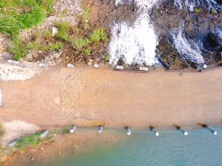 要啥西藏!古田网红冲水地,属于男孩的快乐#川藏线自驾#波密网红洗车点