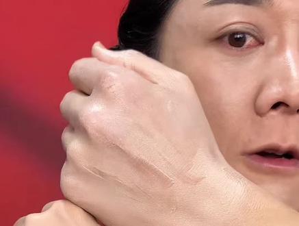 粉底液如何选择#粉底液推荐 #粉底液种草 #粉底液真实测评 #修可芙粉底液