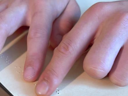 盲文是谁发明的?盲文是如何被发明的? #感智 #盲人 #盲文 #盲人的世界 #正能量