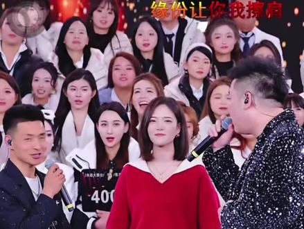 @欢欢🎙️【木】 牵手@木家七月⁷¹⁹ 合作《最幸福的人》,好甜呀!合作愉快✌🏻#户外演唱会 #木森大舞台有才你就来