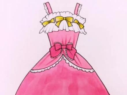 你们是不是都很喜欢洛丽塔?跟着我的步骤一起来画吧~@抖音小助手