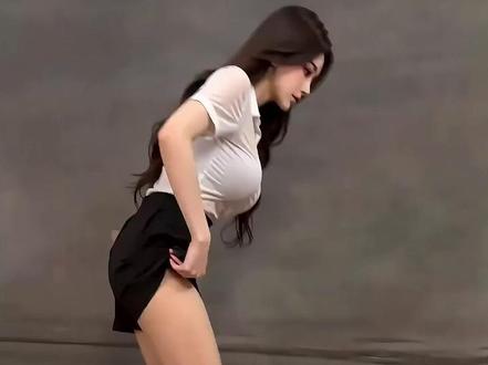 即梦S2视频精准复刻和元素修改 即梦Seedance 2.0最炸裂的功能。#即梦Seedance 2.0 #AI创作浪潮计划 #AI视频特效 #视频复刻 #视频转场