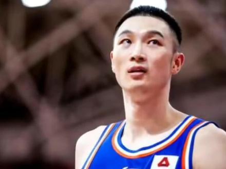 朱旭航被曝进入中国男篮名单,4号位替代任骏飞,29岁悍将圆梦!