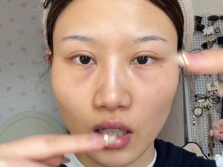 长中庭菱形脸腮红的正确画法!新手有手就会! #瘦脸腮红怎么打 #创作者中心 #创作灵感 #菱形脸 #青年创作者成长计划 @DOU+上热门