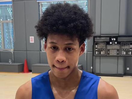 山东高速青年队球员彭泓森接受记者采访——混血小哥哥,人狠话不多#山东男篮 #彭泓森