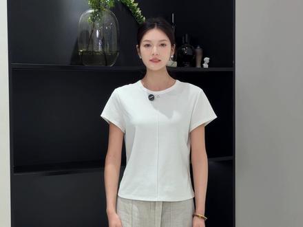 早春皮衣应该怎么搭一条视频教会你!#早春穿搭 #皮衣 #穿搭 #穿搭分享 #浅现女装店