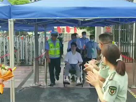 祝贺桂浩同学顺利完成考试#高考#桂浩加油 @抖音小助手 @央视新闻