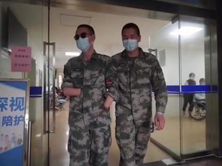 杜富国伤残了留在部队能发挥什么作用? #历史 #英雄