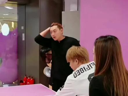 在直播间真的被逗死#陈梦#黄子韬#朵薇