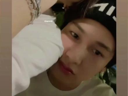 这趴是PP和滚宝的闺蜜局💰💰💰
但必须带上关钟鹏😎因为这仨人的穿搭太绝了👶🏻💚♥️ #阿塔潘 #ppkritt #关钟鹏 #offgun #林祎凯