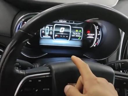 #捷途汽车 #汽车保养与维修 #专业的事交给专业的人 当您爱车出现胎压监测报警,需要怎么去处理,现在维修师傅来教你