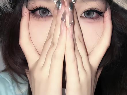 豆包你给我的惊喜实在太多太多 #美甲拍照 #壁纸 #挡脸拍照 #豆包ai #豆包P图已经nextlevel了 捂脸拍照
美甲捂脸拍照姿势ai指令来啦
秀美甲拍照姿势ai教程来啦
闪光灯美甲捧脸拍照指令教程