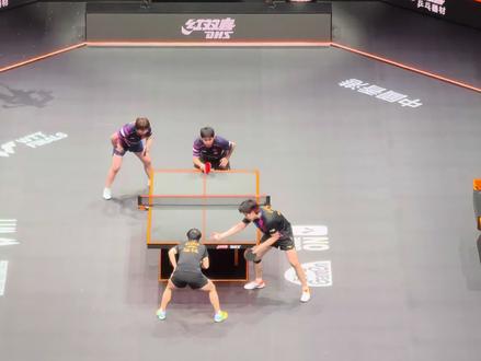 一个林诗栋一个蒯曼所以王楚钦孙颖莎你们是看到他两没招了所以才笑成这样吗!(我和我朋友碎碎念)#香港总决赛 #王楚钦 #孙颖莎 #5114