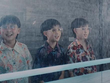 三人版本来啦#九零年代舞蹈大赛 #天之文三兄弟 @DOU+小助手 @抖音小助手