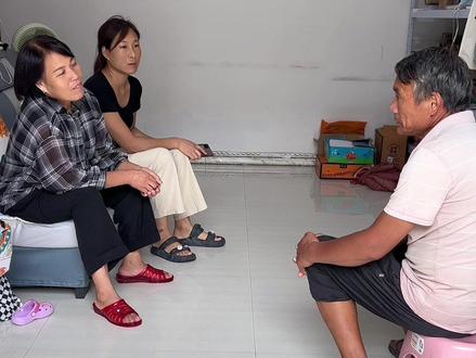 带着两个孩子的女人真的还有男人要吗?今天镇上的大叔过来给我介绍对象了。#记录农村真实生活 #我会一直努力前行 #宝妈