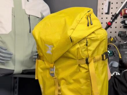 我也想当老大!我也想所向披靡! 那就购入simond33L
#登山包 #包包推荐 #simond #Simond #迪卡侬 @DOU+小助手