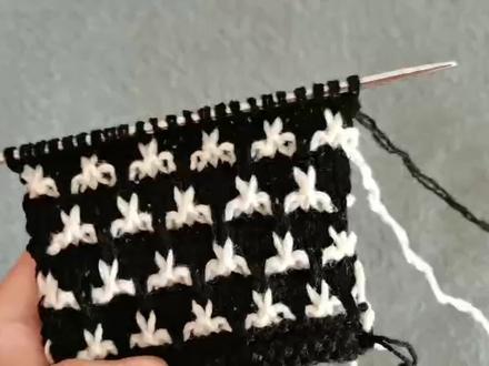 萌萌哒!双色兔子花,简单漂亮 #毛线编织 #手工diy #钩针教程