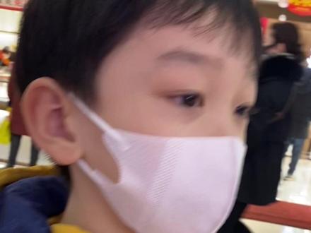 当我说我想要一个冰墩墩#男孩子真是可爱的生物 @小赵妈零食铺 #内容太过真实 #冰墩墩 #冬奥会