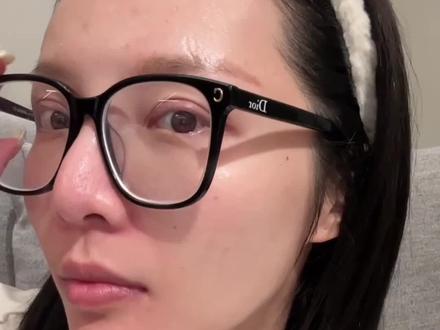 一直用次抛一直爽❗️反复回购的宝藏~
全部都是自己的使用感受!每种功效选了一款 大家可以放心参考~
1.抗老淡纹-雅顿第Ⅱ代粉胶
2.修护维稳-可复美胶原棒
3.抗氧提亮-科兰黎VC
4.祛痘去闭口-夸迪战痘次抛
5.补水保湿-创福康透明质酸钠次抛
#次抛精华 #精华的正确用法 #次抛 #好物分享护肤 #让我们一起变美