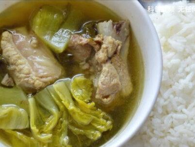 酸菜吃多了会得癌症?高校检测结果告诉你真相,听老祖宗的准没错!