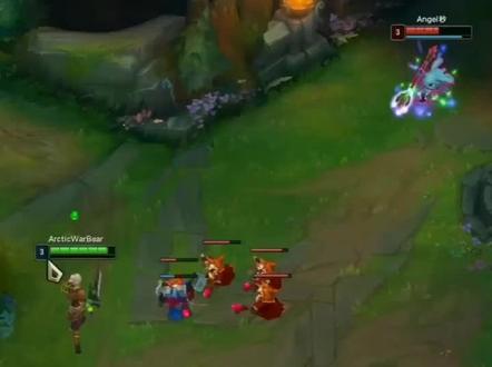 锐雯全局无后摇连招吊打小鱼人