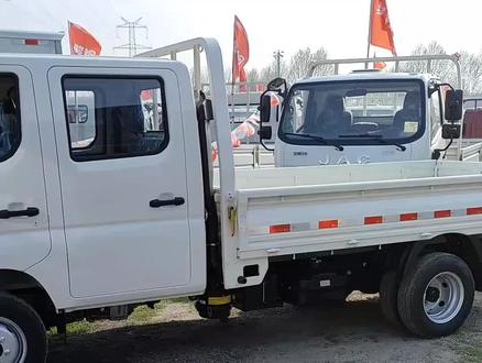新到祥菱M2油气两用大双排 17391506816
