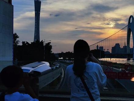 大胆点 你没那么多观众.#于文亮 #音乐 #终于找到兜兜转转这首歌了