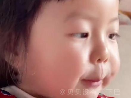 贝长大了,学会自己准备衣架了#丸子妹 #人类幼崽成长记 @SASA的丸子妹