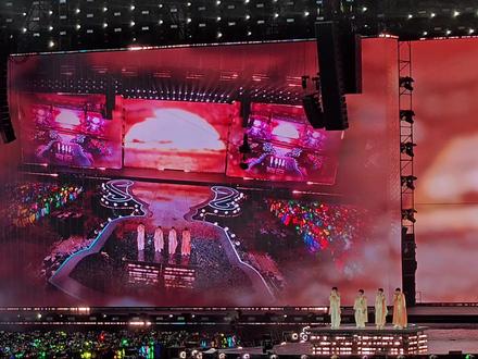 拥抱的温度,只有你清楚🍂
#黄昏晓 #王橹杰 #张函瑞 #杨博文 #新音