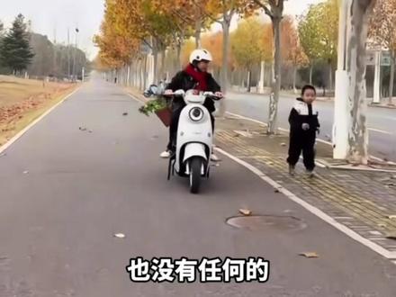 新国标电动车减配上架惹争议(来源 央视新闻 宁波晚报 编辑 王春红)