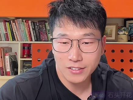 明明看个直播也把自己整得手忙脚乱#明明向远方