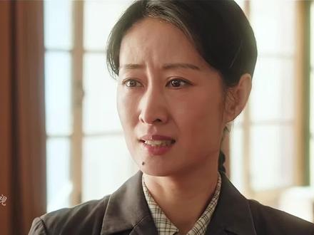 许红旗师徒沦为车间工人,方穆扬的父母罪名被除无恙归来#纯真年代的爱情 #费霓方穆扬 #孙千 #陈飞宇