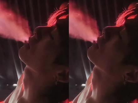 你们要的忍住吐烟转场特效制作教程来了!我把思念忍住转场 吐烟Ai特效一键生成入口 忍住我把思念忍住转场 我把思念忍住转场 #忍住转场 #剪映 #我把思念忍住转场 #忍住转场教程 忍住转场视频 忍住转场#热门转场 忍住转场教程剪映 忍住转场特效忍住吐烟转场怎么拍 忍住吐烟转场教程剪辑忍住转场吐烟特效教程 忍住吐烟转场视频 忍住吐烟转场口令 忍佳吐烟变装