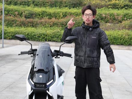 三千档空车推荐,性能小钢炮,小牛FS 深度评测报告 #小牛FS风速 #小牛FSCiti #电动车评测 #吴磊同款小牛电动 #电动摩托车