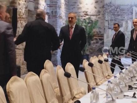 现场画面来了!俄乌直接谈判开始。(央视频号:国际时讯)