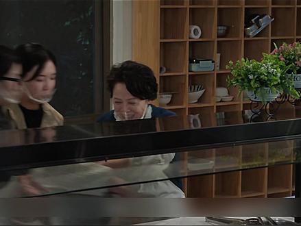 一只普通鸡腿,藏着一位母亲永远失去消防员儿子的痛 #他从火光中走来 #黄景瑜 #影视解说 #致敬英雄 #消防员