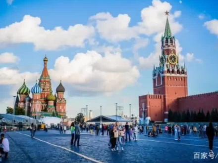 俄罗斯的首都是哪里?今天我们就来介绍俄罗斯首都,也是欧洲最大的城市“莫斯科”#涨知识 #热点 #科普 #战斗民族 #俄罗斯 @抖音创作者学习中心 @抖音热点 @DOU+小助手