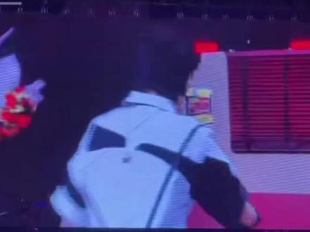 #荣耀之战 《希区考克 作品152》+拉票环节#TF家族四代 #星星组