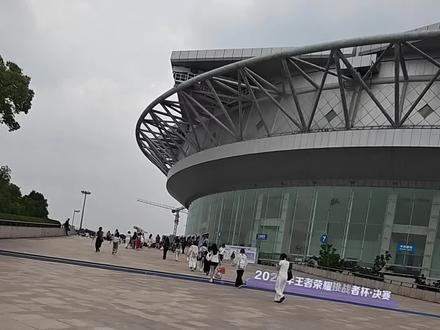 人总需要片刻的快乐 爱上日复一日的生活