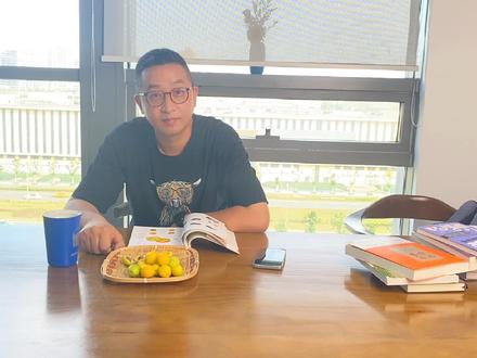 新疆小白杏号称白色蜂蜜,很好吃,但是很多人群是不适合吃杏的,最高别买也别吃哦#新疆小白杏