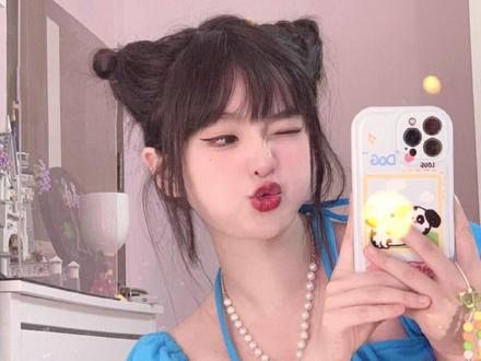 没有哪个女生能拒绝#库洛米 趴!太适合头像感自拍啦~出门回头率百分百 快艾特#闺蜜 给你扎#发型 #教程