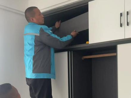 衣柜里安装空调 不要装的太深 #同城装修的朋友看过来 #铜仁空调 #铜仁空调批发 #铜仁家电批发#我要上热门