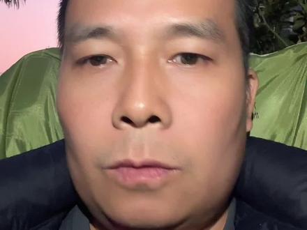 灿灿子到底是不是大学生, 职业没有高低贵贱之分大家理性些#杀猪宴#灿灿子#呆呆