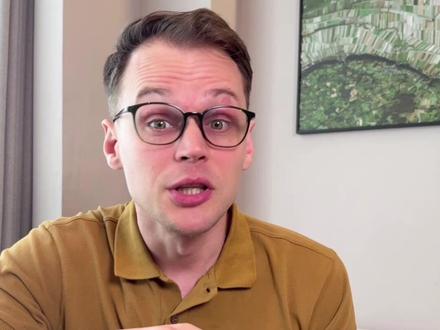 英语启蒙立省20W! 拒绝无效磨耳朵-狂刷5部动画片!
英语启蒙 这几部动画片一定要反复刷刷,学英语最重要的第一步就是听力,遵循顺序-听说读写!#学英语 #英语单词 #英语规划 #英语启蒙 #英语动画片