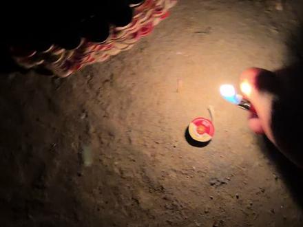 彩菊一转,烦恼消散#彩菊 #彩菊烟花 #彩菊旋转烟花