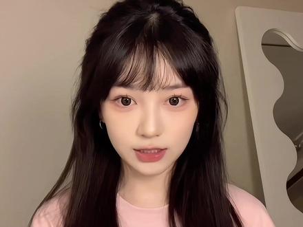 有手就会的蓬松高颅顶半扎发教程来啦!
本细软塌的自救 这么弄头发真的巨显脸小