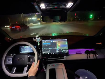 开了一个多月钛7,智驾用的越来越熟练,终于不用羡慕前车的小蓝灯了#方程豹 #钛7 #厉害了我的车