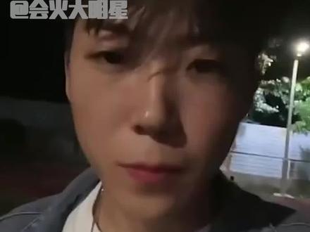 #孤勇者真能跟全网小孩对上暗号没有哪个小孩能拒绝《孤勇者》,懂了、以后就和楼下小孩这样对暗号!#孤勇者 #小孩 #萌娃 #搞笑 #合唱 #孤勇者暗号接头现场